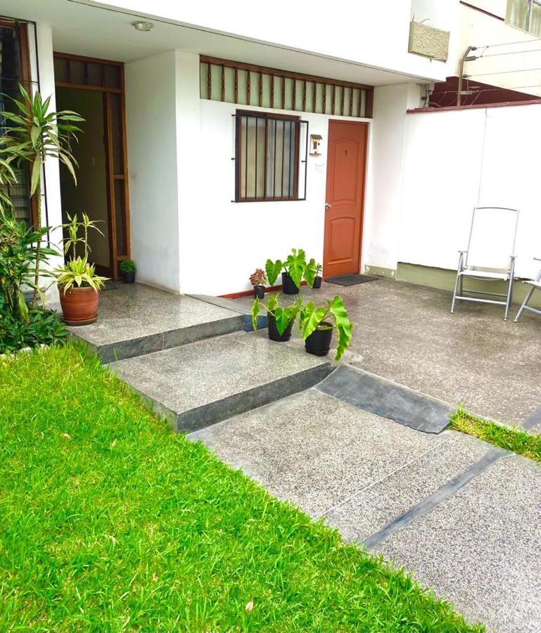 Lima Mini Aparts Monterrico - Cerca Embajada Eeuu Exterior foto